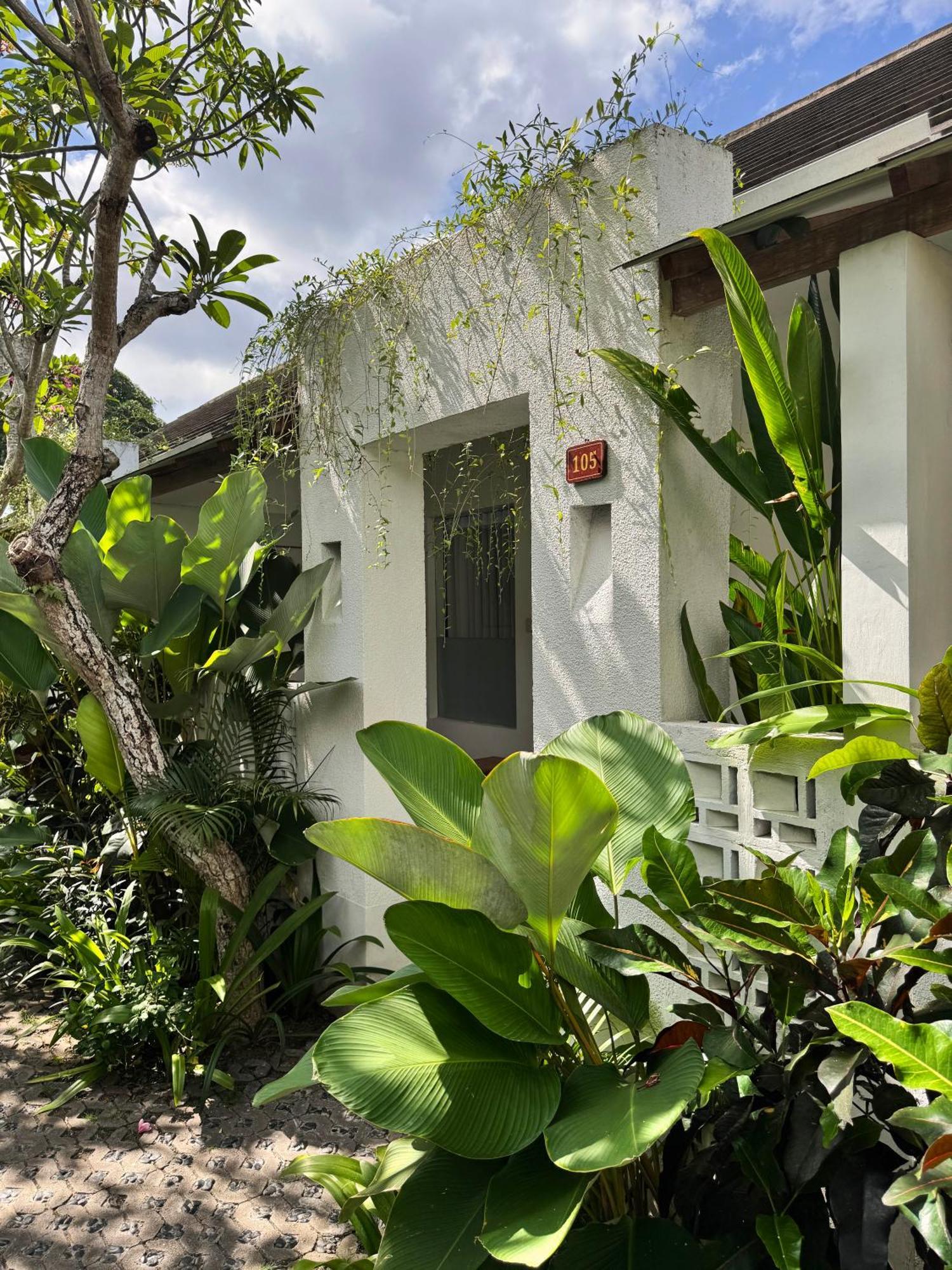 Lubdhaka Canggu Exterior photo